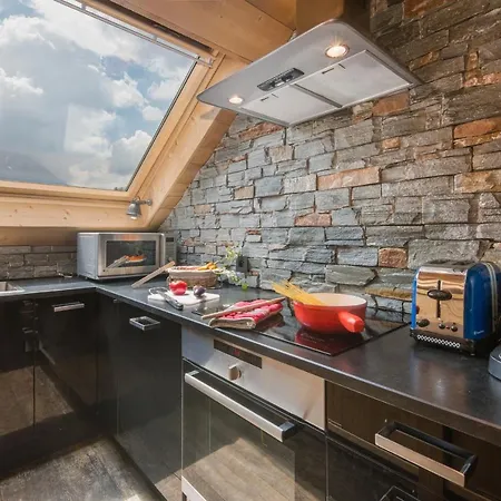 Appartamento Sleeps 8